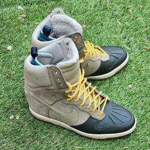 NIKE DUNK SKY HI - Womens Winter Wedges - SIZE 8